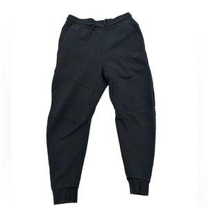 Nike Sportswear Tech Fleece